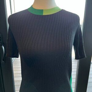 Akris Punto colorblack rib short sleeve sweater, Black and Kelly Green